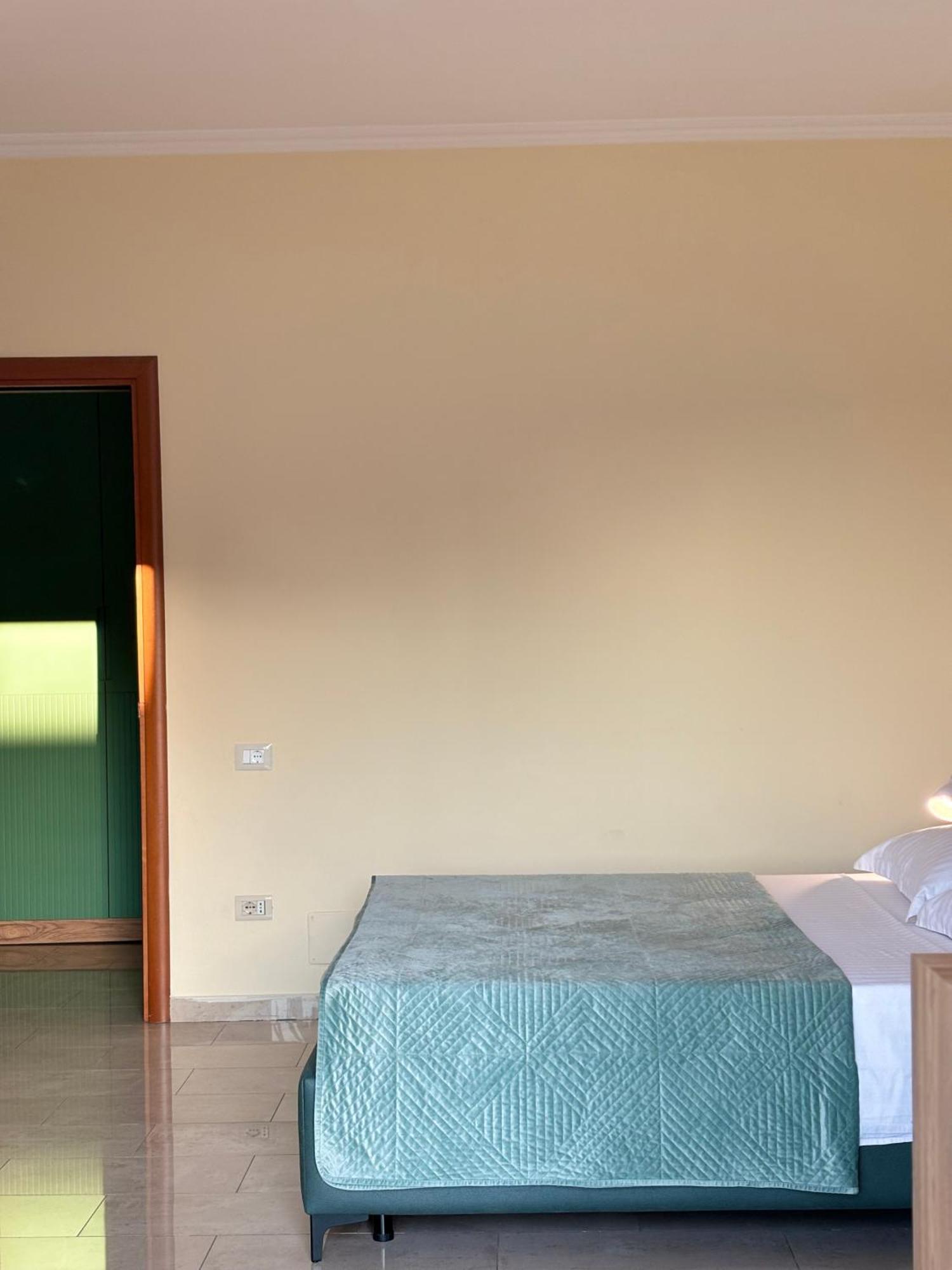 Tam 2Bdr Center Taiwan Apartment Tirana Exterior foto